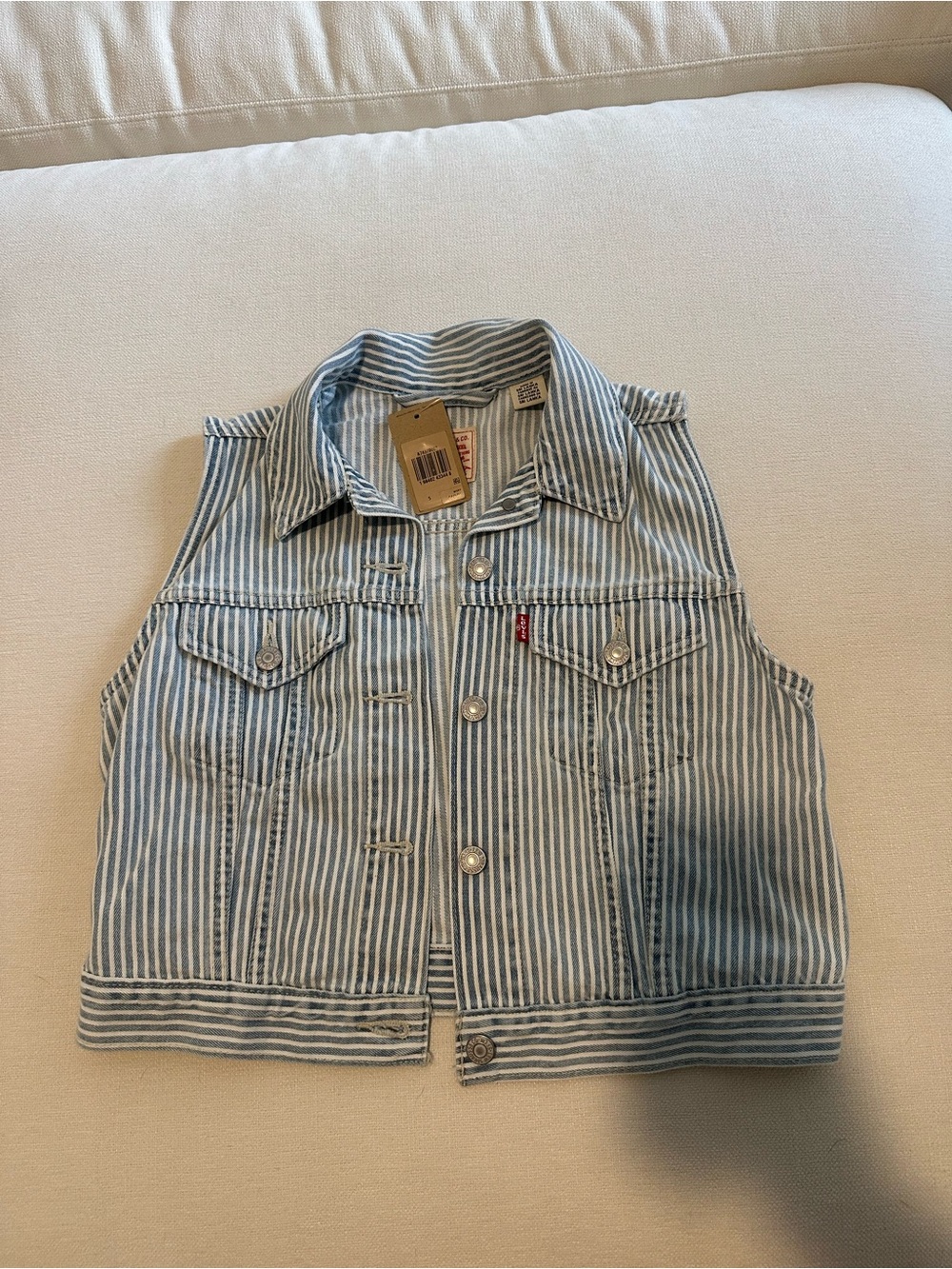 Levi's Denim Vest - Picture 1 of 3